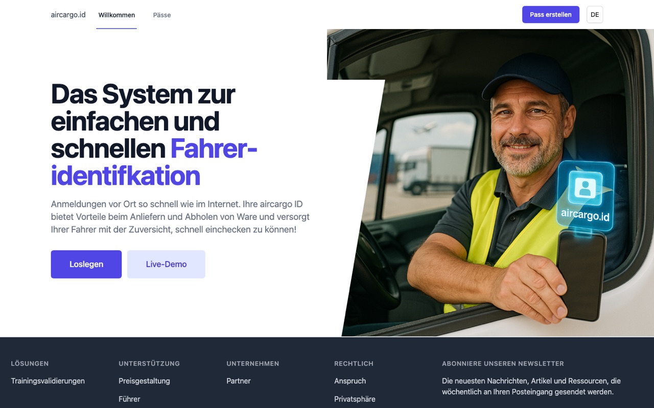 Startseite von aircargo.id mit Fahrer, der seinen digitalen Pass am Fahrzeugfenster zeigt